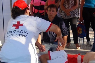 Gobierno bonaerense baja subsidios a Cruz Roja que deberá cerrar escuelas de formación de enfermeros