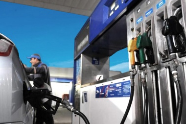Aumento de las naftas: YPF y Axion también subieron 37% el precio de sus combustibles