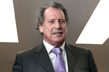 Murió el banquero Jorge Brito tras la caída de su helicóptero en Salta