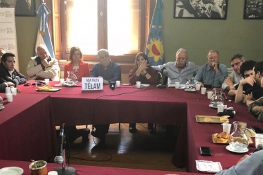 Moyano se reunió en La Plata con legisladores del peronismo