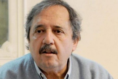 Alfonsín: “Para la oposición sólo es democrático el gobierno que aplica políticas neoliberales"
