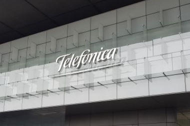 Telefónica impugnó la fusión Cablevisión-Telecom y va a la Justicia para impedirla
