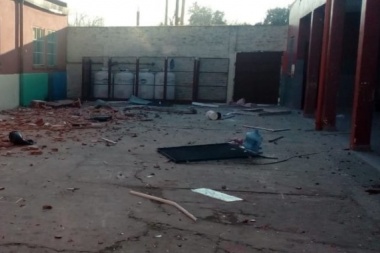 El intendente de Merlo decretó la emergencia edilicia en las escuelas del partido