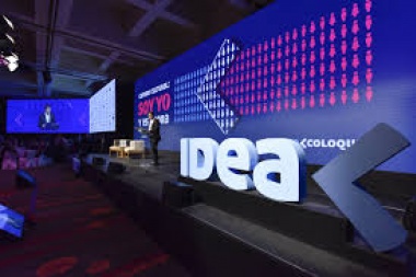 Con la presencia de los principales candidatos presidenciales, comienza el Coloquio de IDEA