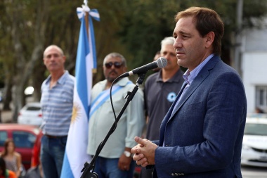 La ciudad de La Plata homenajeó a los ex combatientes de Malvinas y a sus familiares