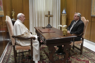 El Presidente se reunió media hora a solas con el papa Francisco en el Vaticano