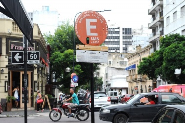 La Plata: implementan una App para el estacionamiento medido