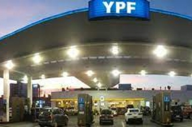 El presidente de YPF: "No va a haber aumento de combustible; no hay nada definido"