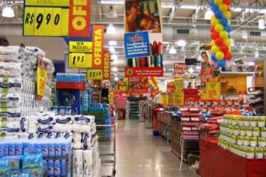 Las ventas en los supermercados cayeron 12% en abril