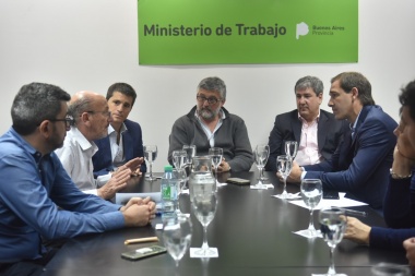 Garro acordó trabajar en conjunto con la Uocra y empresarios, tras la detención del Pata Medina